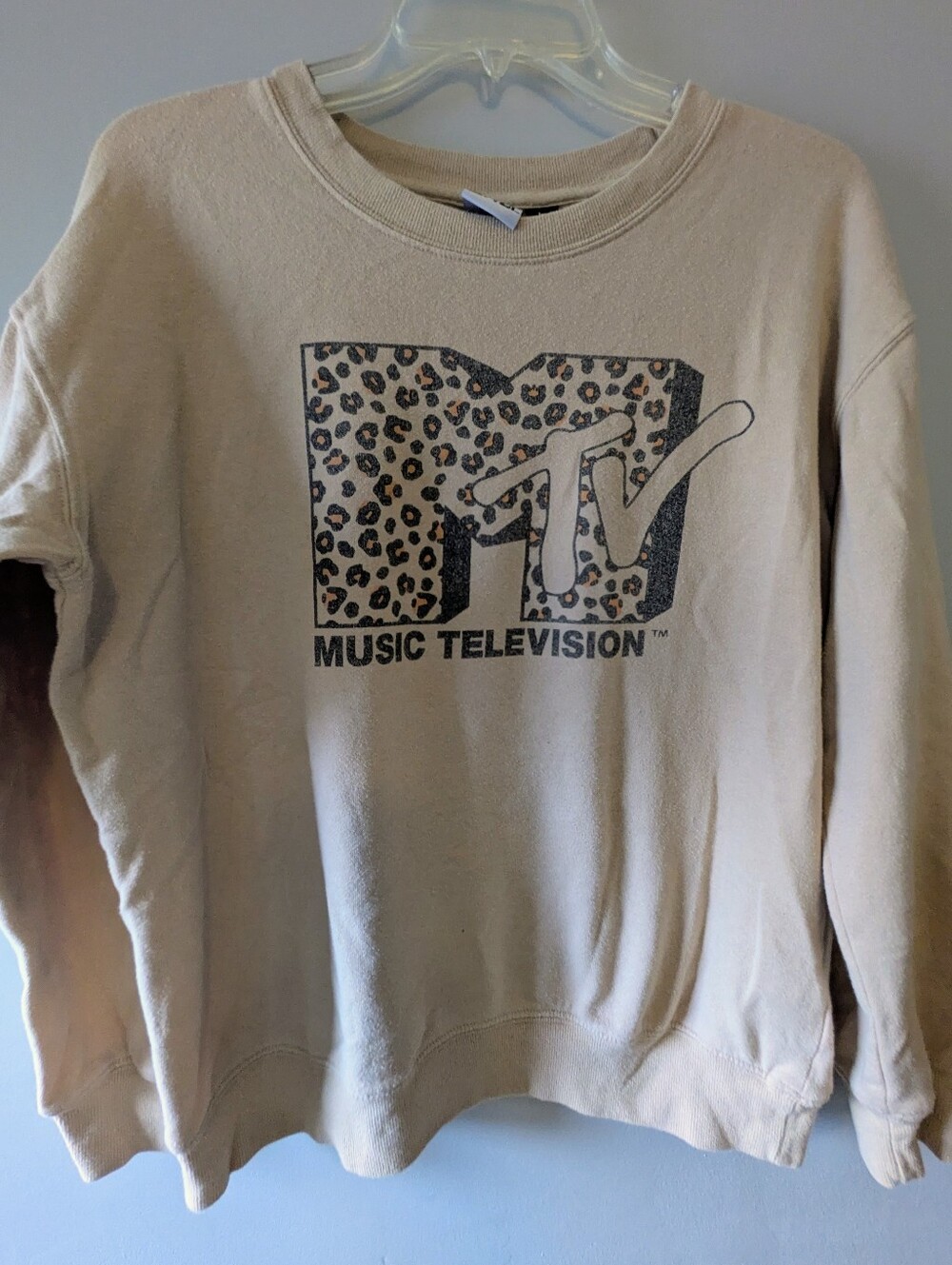 MTV Leopard Print Women's Tan Crewneck Sweatshirt Sz. L